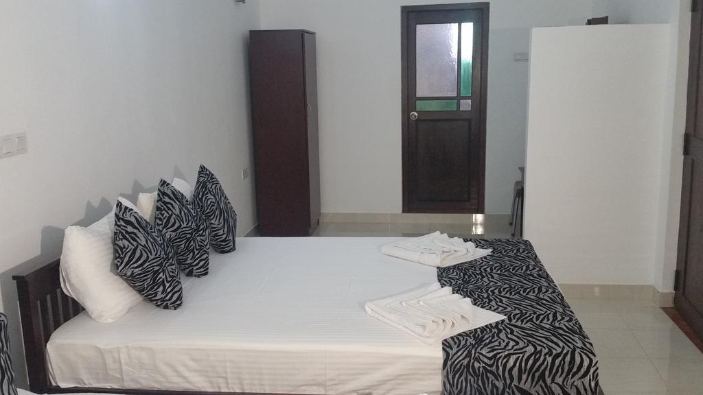Serene View Tourist Rest Hotel Anuradhapura Buitenkant foto
