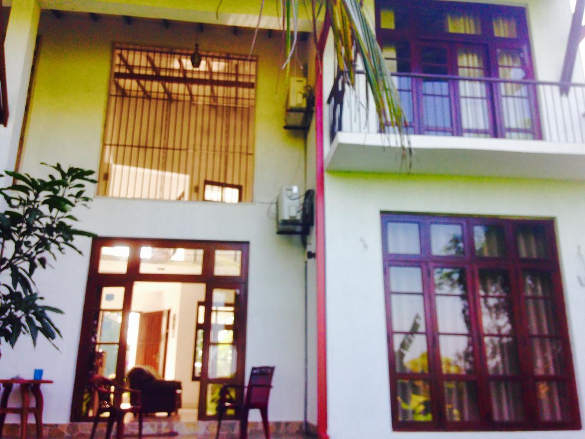 Serene View Tourist Rest Hotel Anuradhapura Buitenkant foto