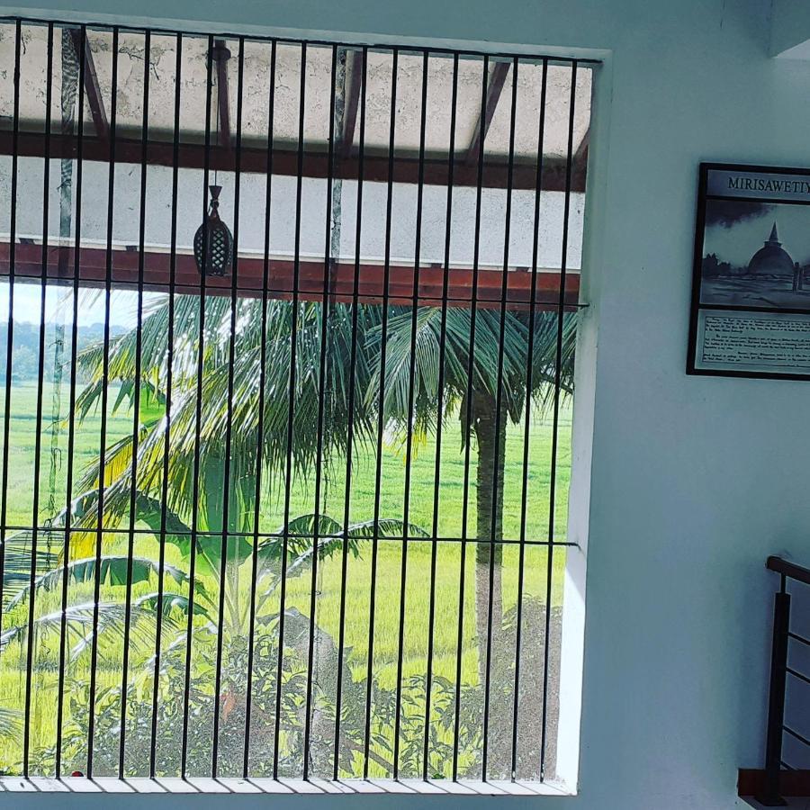Serene View Tourist Rest Hotel Anuradhapura Buitenkant foto